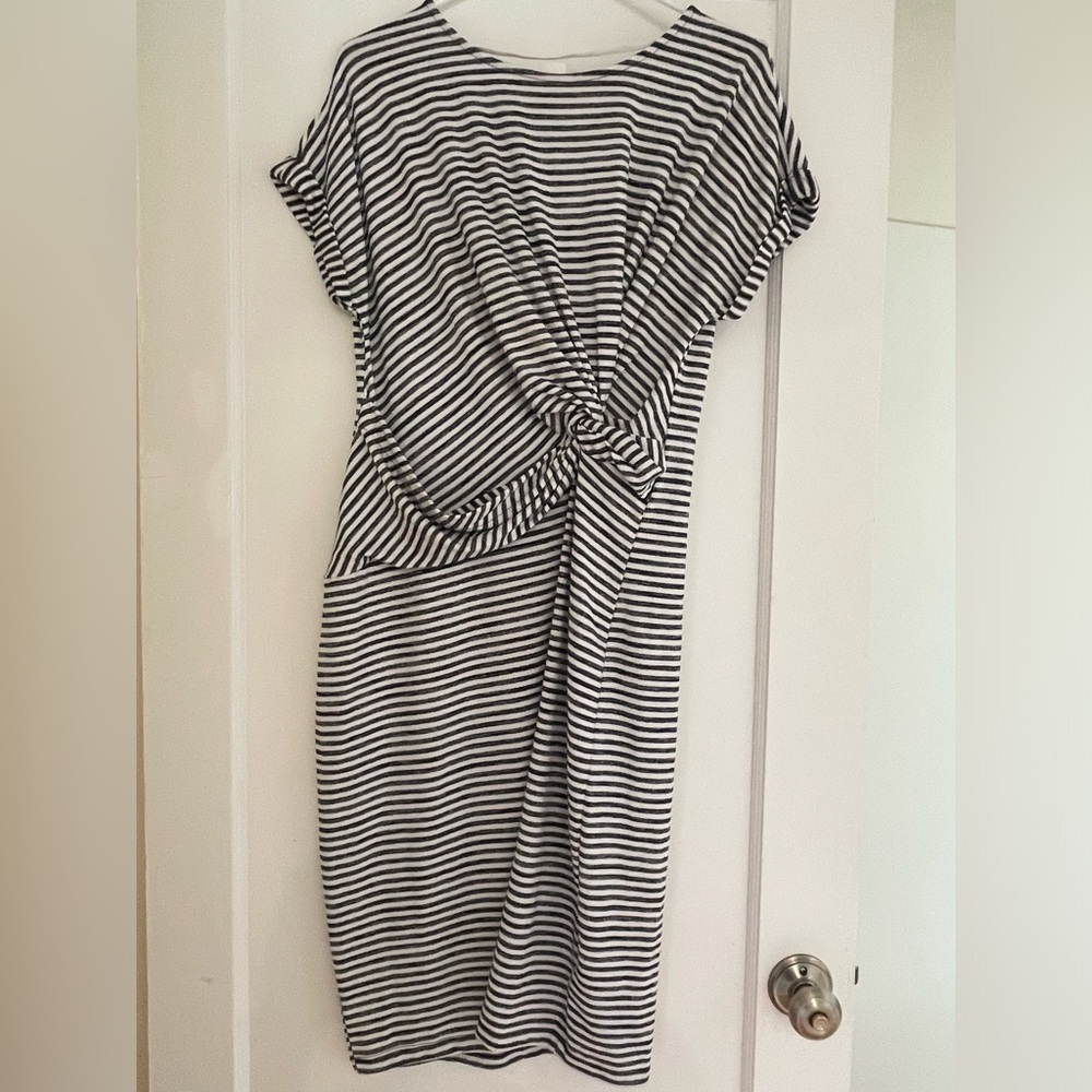 Stripe knotted dress